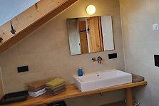 Badezimmer in der Berghütte